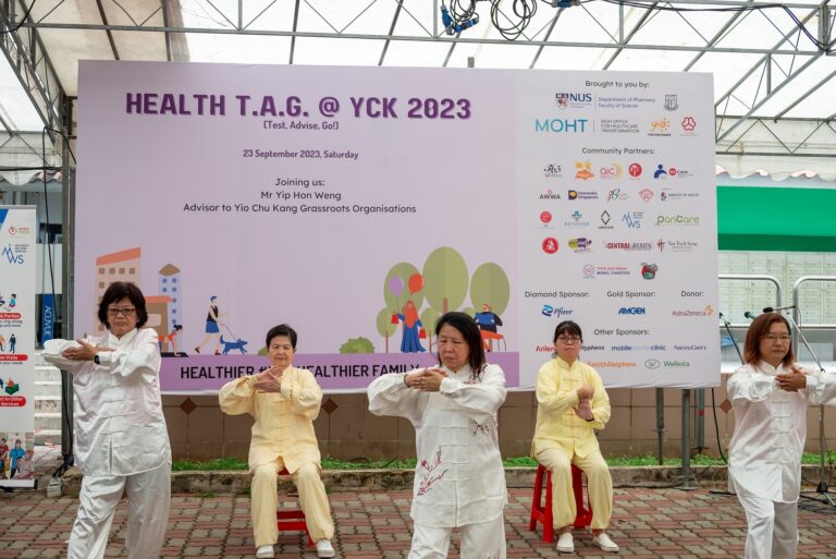 Qigong exercise performance put up by YCK SCEC Health Qigong