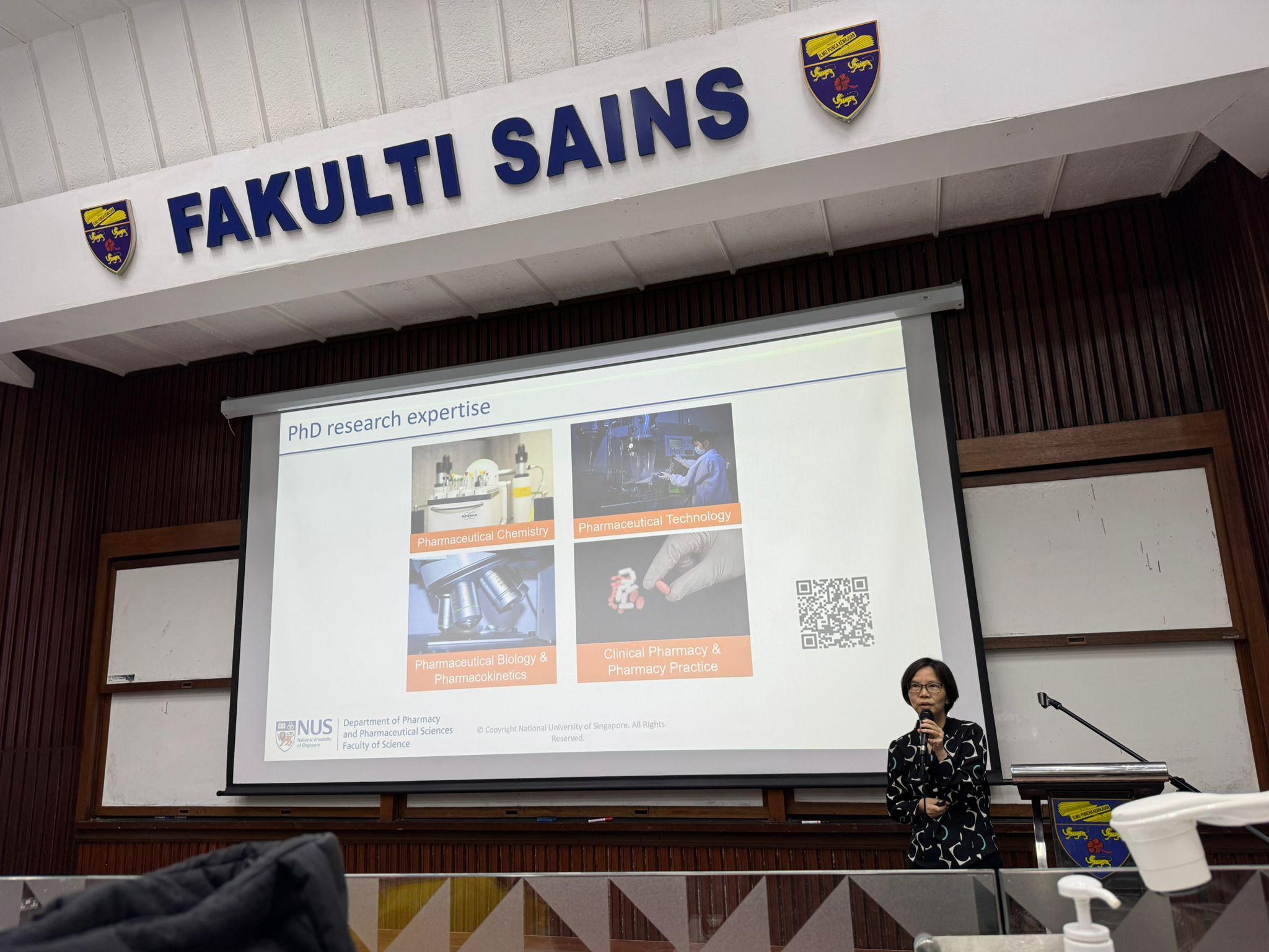A/Prof Gigi Chiu speaking at Universiti of Malaya