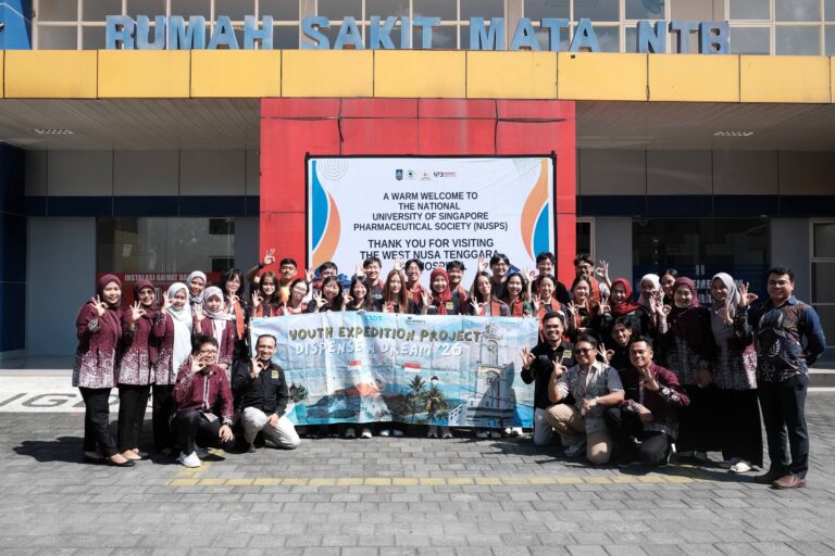 Eye hospital group photo